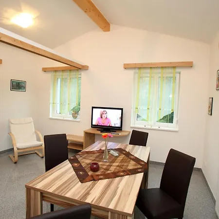 Apartmenthaus Franz Kleindienst Lägenhet *