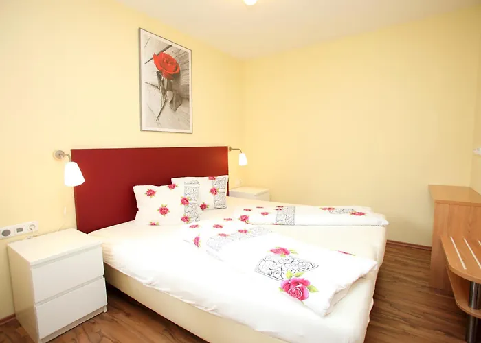 Apartmenthaus Franz Kleindienst *