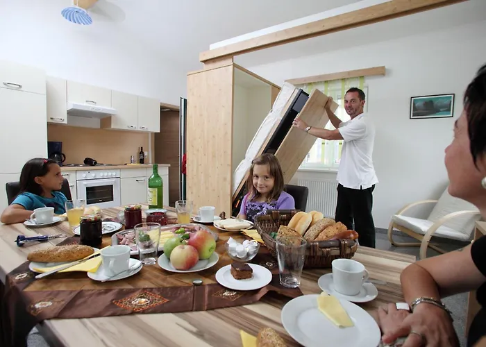 Apartmenthaus Franz Kleindienst * דויטשלנדסברג